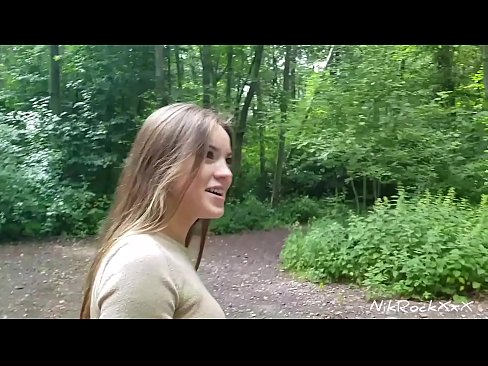 ❤️ Suxerinlle a Evelina que fodemos nun lugar público! Ela dixo que si. Entón fodiuna no cu e corme na súa boca. Entón ela cabreouse. ❤ Follar en nós ﹏