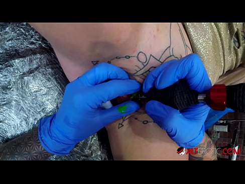 ❤️ Sully Savage, moi tatuada, tatuouse no clítoris ❤ Follar en nós ﹏